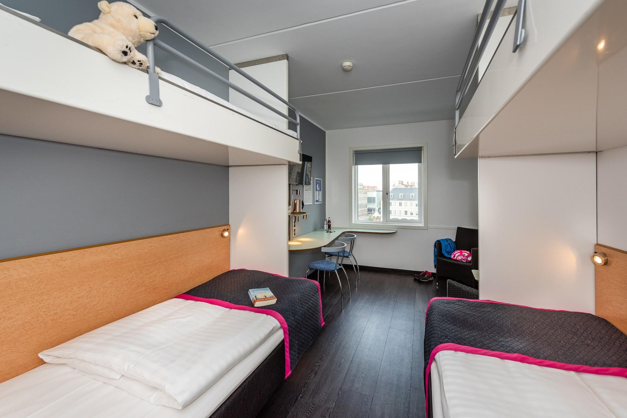 Cabinn Aalborg Hotel 2*